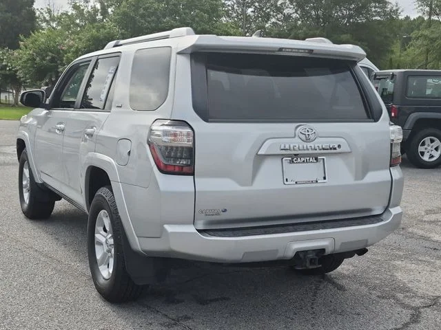 Used 2017 Silver Toyota SR5 image 5
