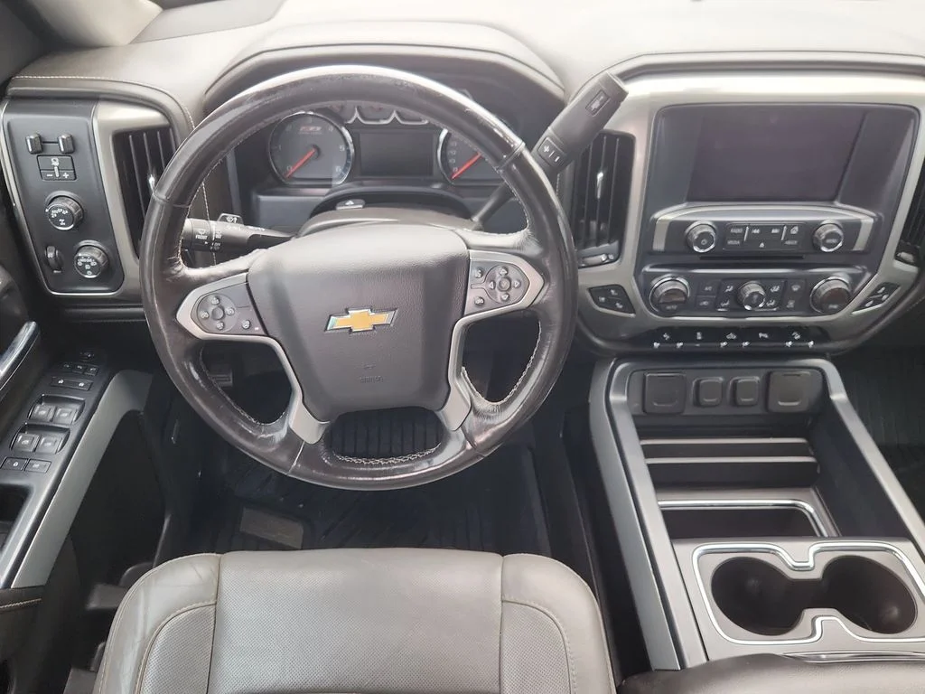 Used 2018 Silver Chevrolet LTZ image 10