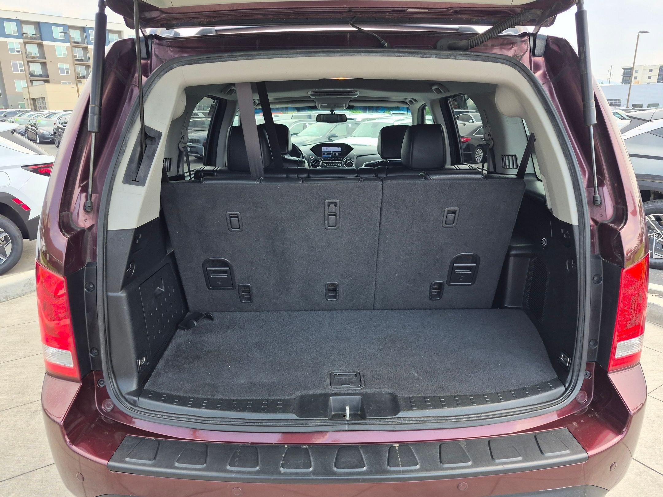 Used 2012 Maroon Honda Touring image 29