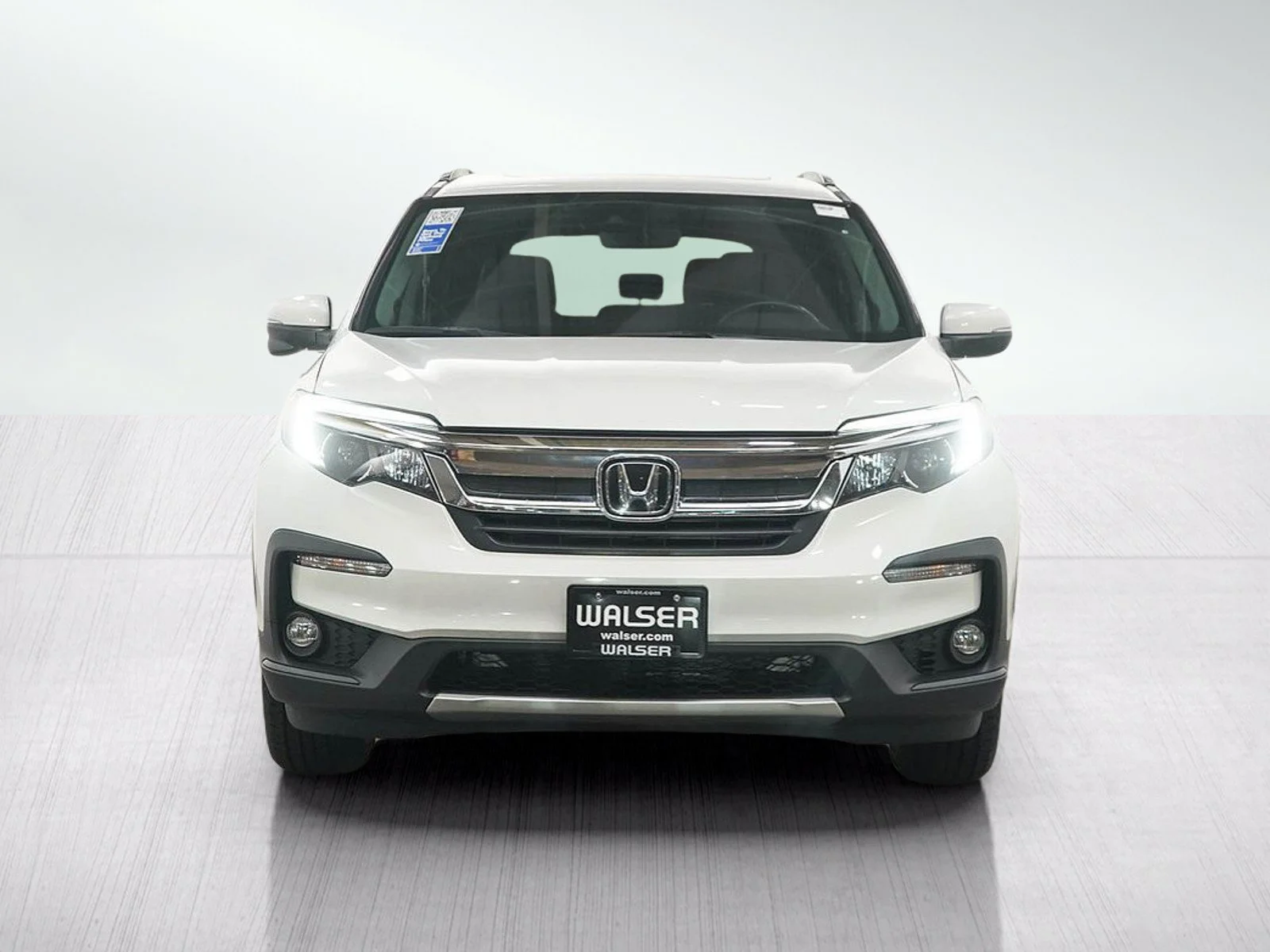 Used 2022 Platinum White Pearl Honda Black Edition image 8