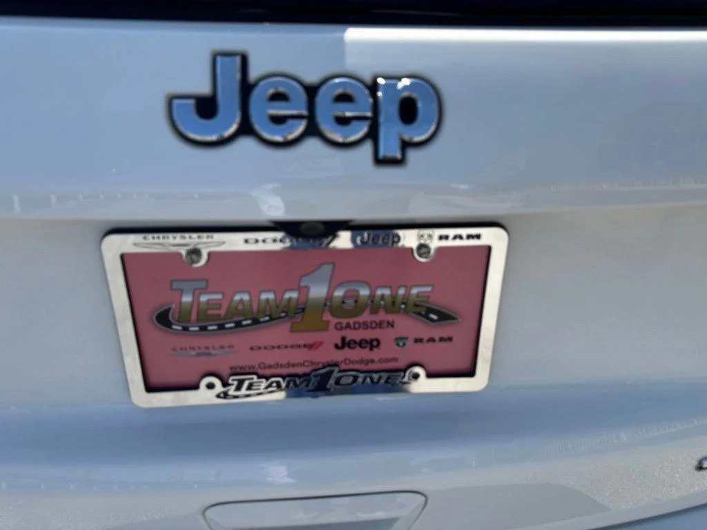 Used 2021 White Clearcoat Jeep Sport image 27