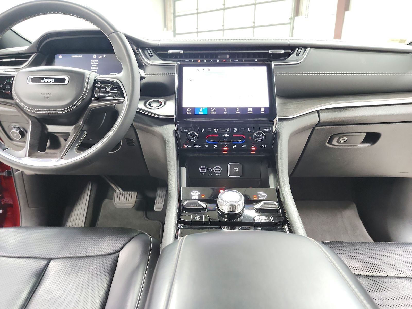 2023 Jeep Grand Cherokee Overland - Photo 27