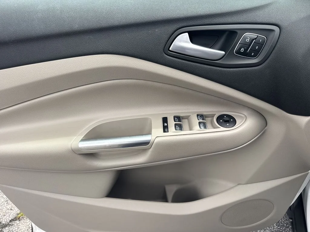 Used 2018 White Ford Titanium image 10