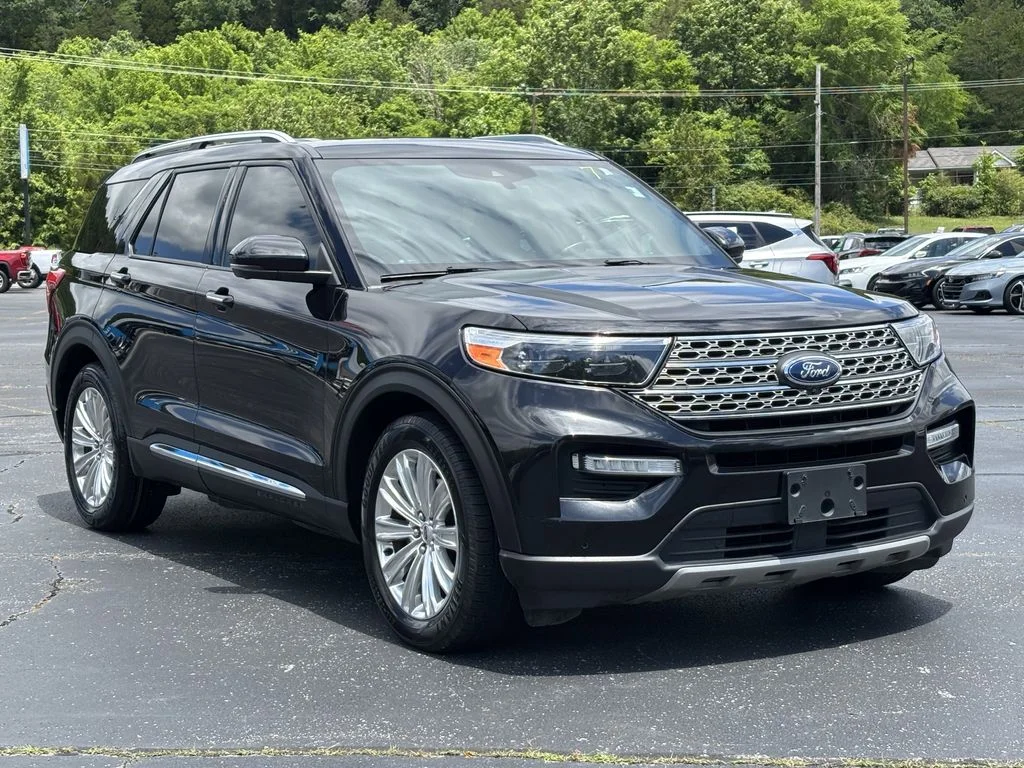 Used 2020 Black Ford Limited image 4