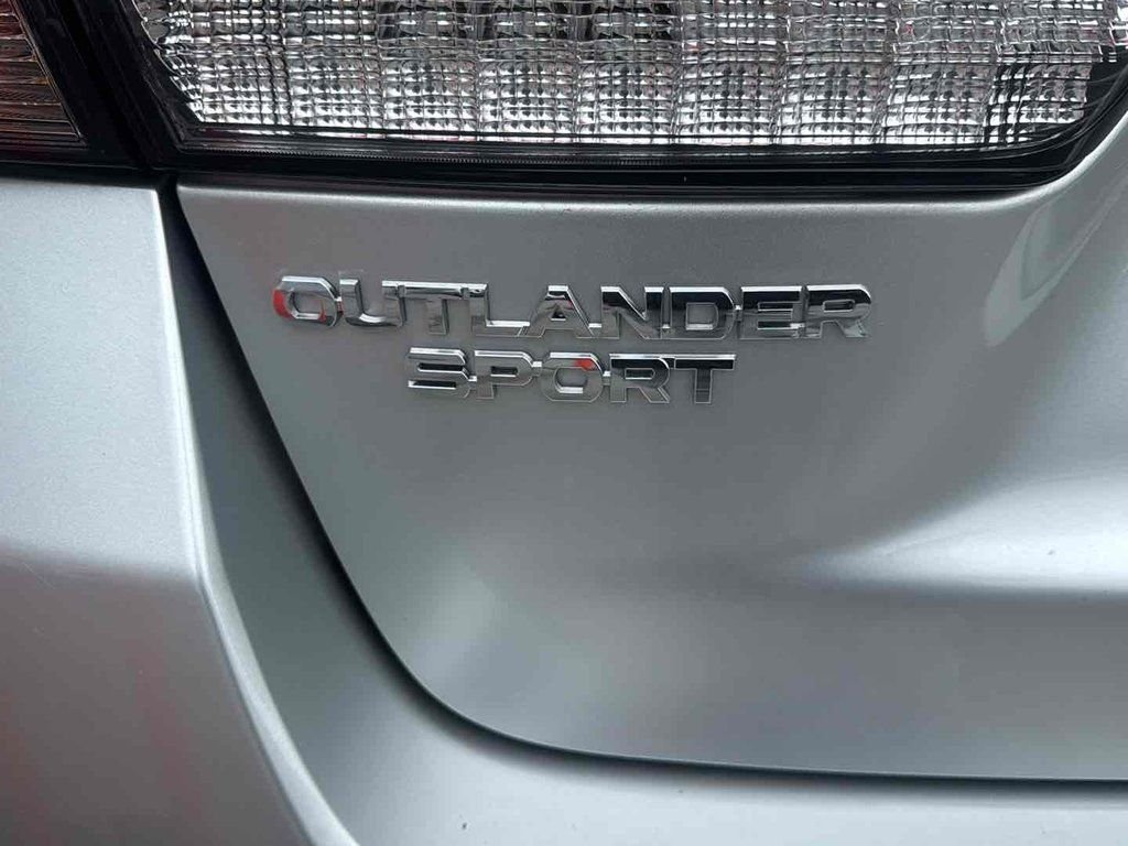 Used 2024 Gray Mitsubishi 2.0 LE image 22