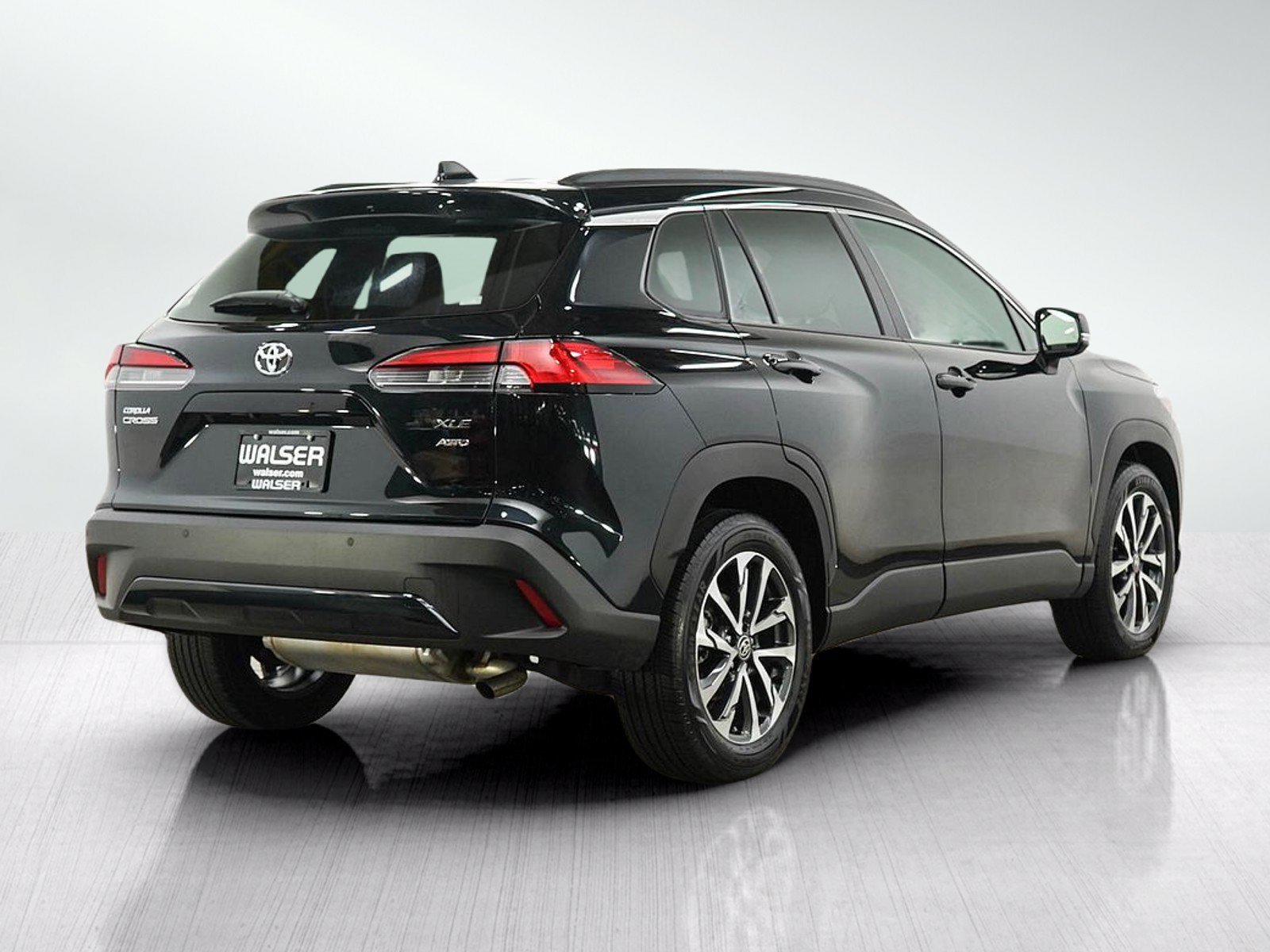 Used 2025 Jet Black Toyota XLE image 6