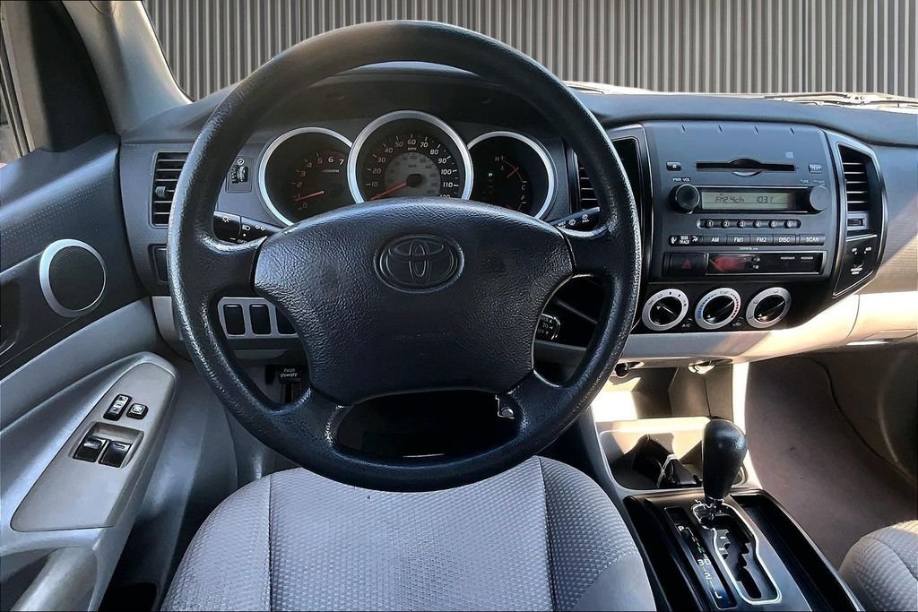 Used 2005 Beige Toyota Base image 6