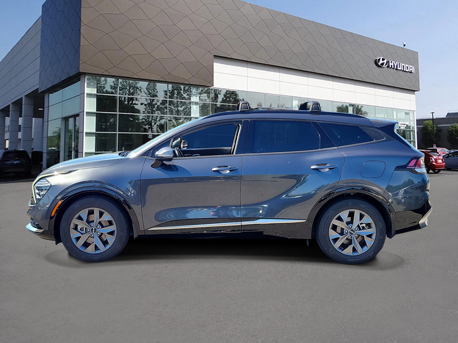 Used 2024 Gravity Gray Kia SX image 3