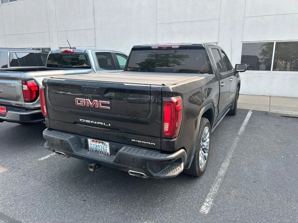 Used 2023 Black GMC Denali image 4