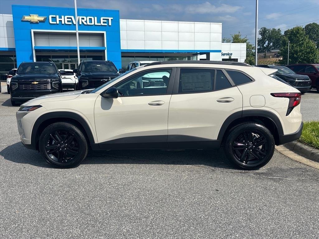 New 2026 White Sands Chevrolet ACTIV image 2