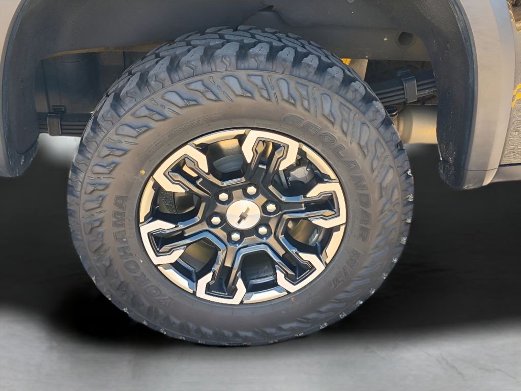 Used 2023 Black Chevrolet ZR2 image 3
