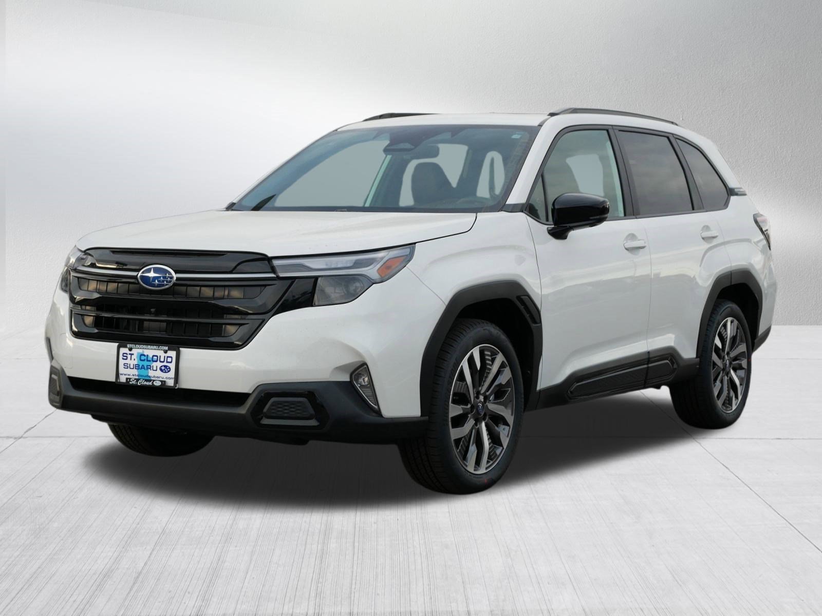 New 2026 CRYSTAL WHITE PEARL Subaru Touring image 2