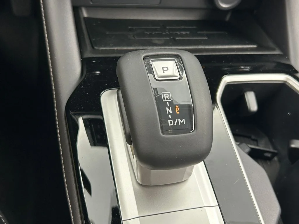 New 2026 Graphite Gray Mitsubishi SE 1.5T 2WD image 19