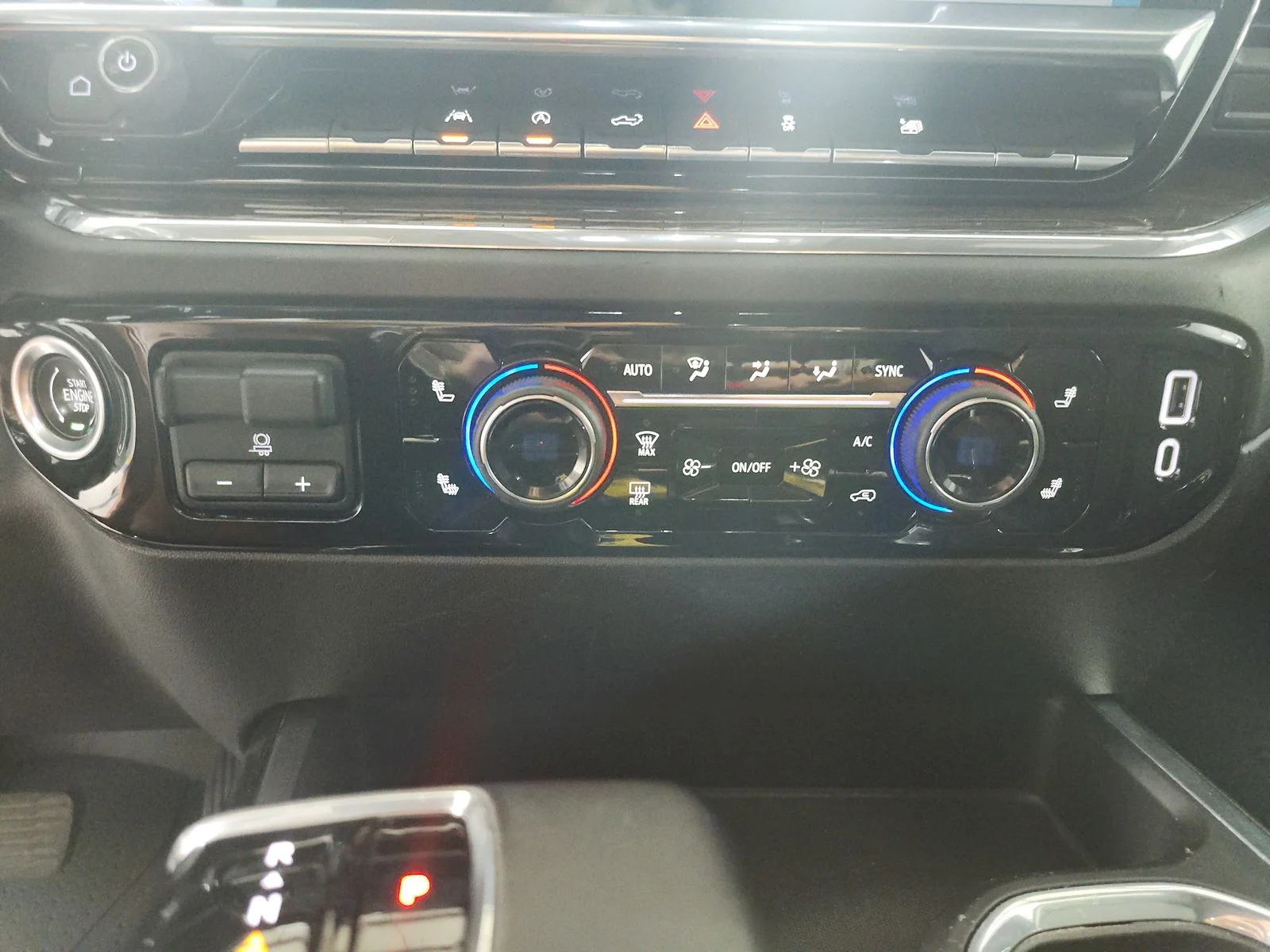 Used 2023 White Chevrolet RST image 30