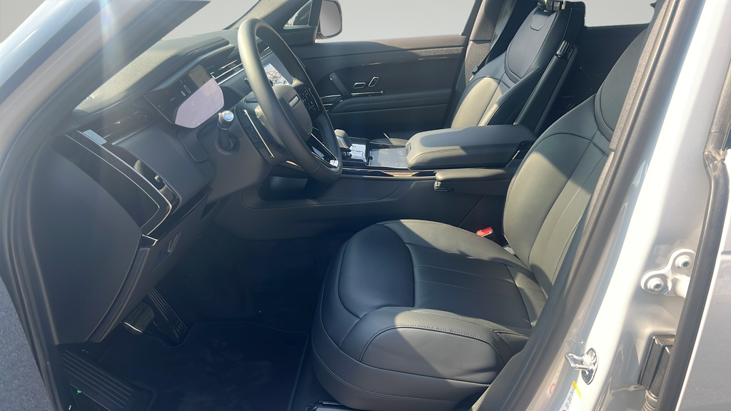 New 2026 Gray Land Rover Dynamic SE image 5
