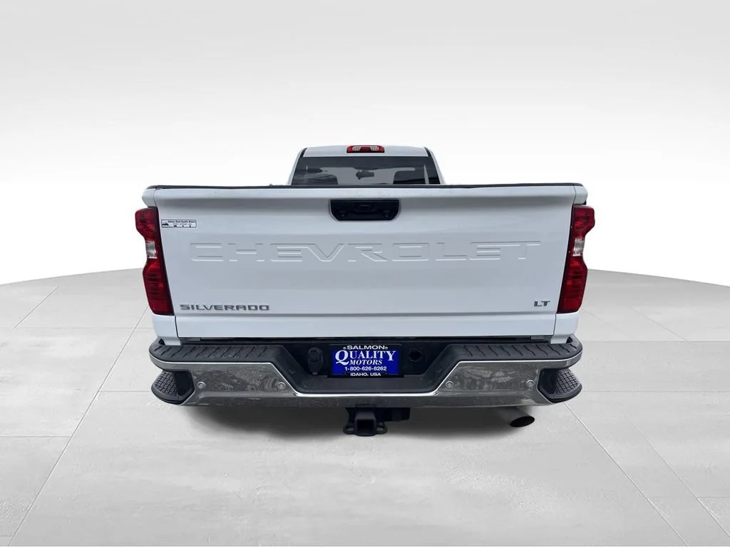 Used 2022 Summit White Chevrolet LT image 6