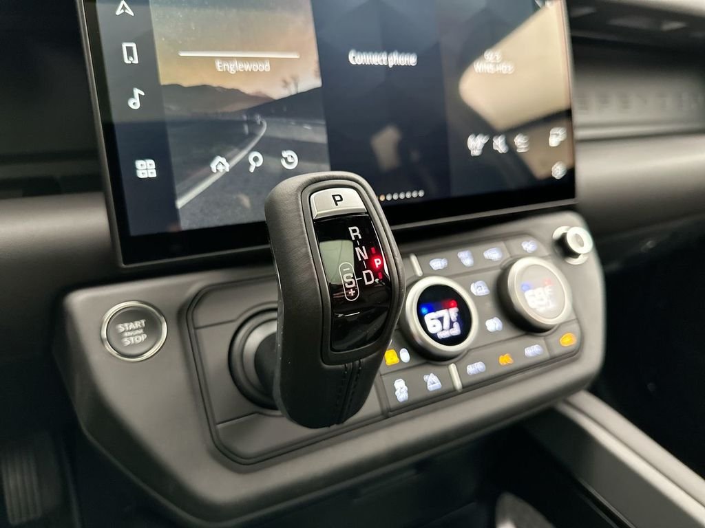 New 2026 Tasman Blue Land Rover S image 12