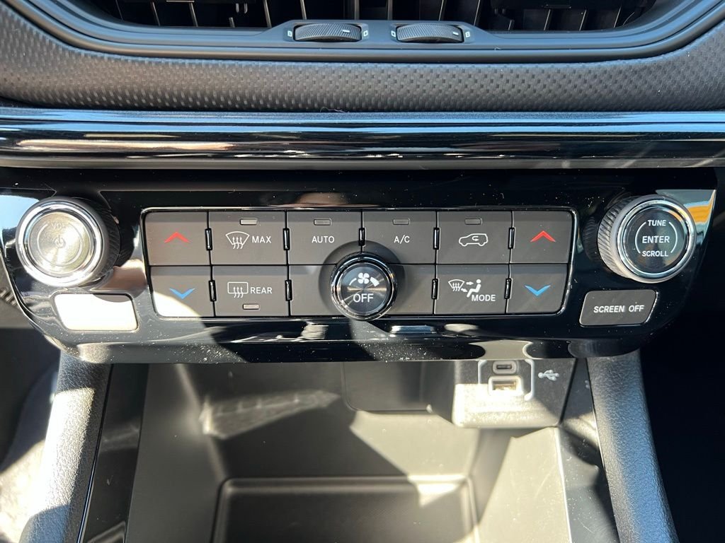 New 2026 Bright White Clearcoat Jeep Limited image 21