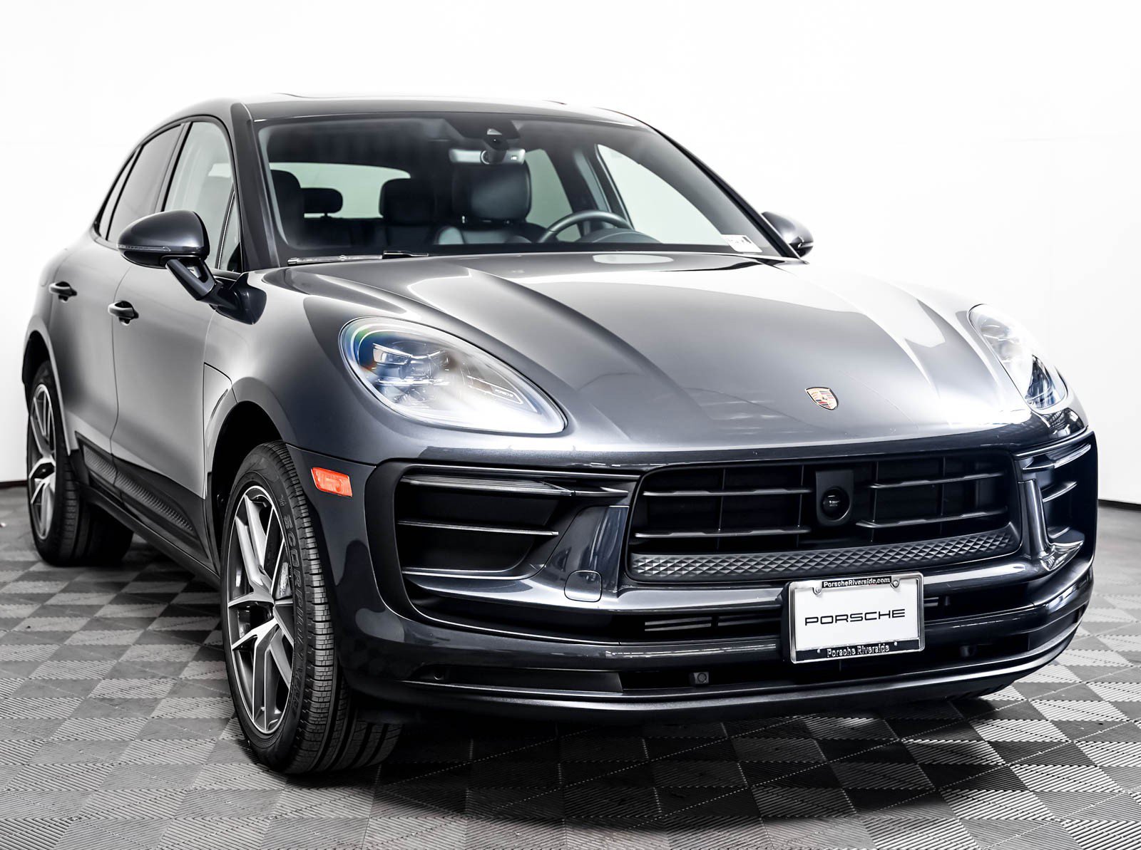 Certified Used 2026 VOLCANO GREY Porsche  image 8