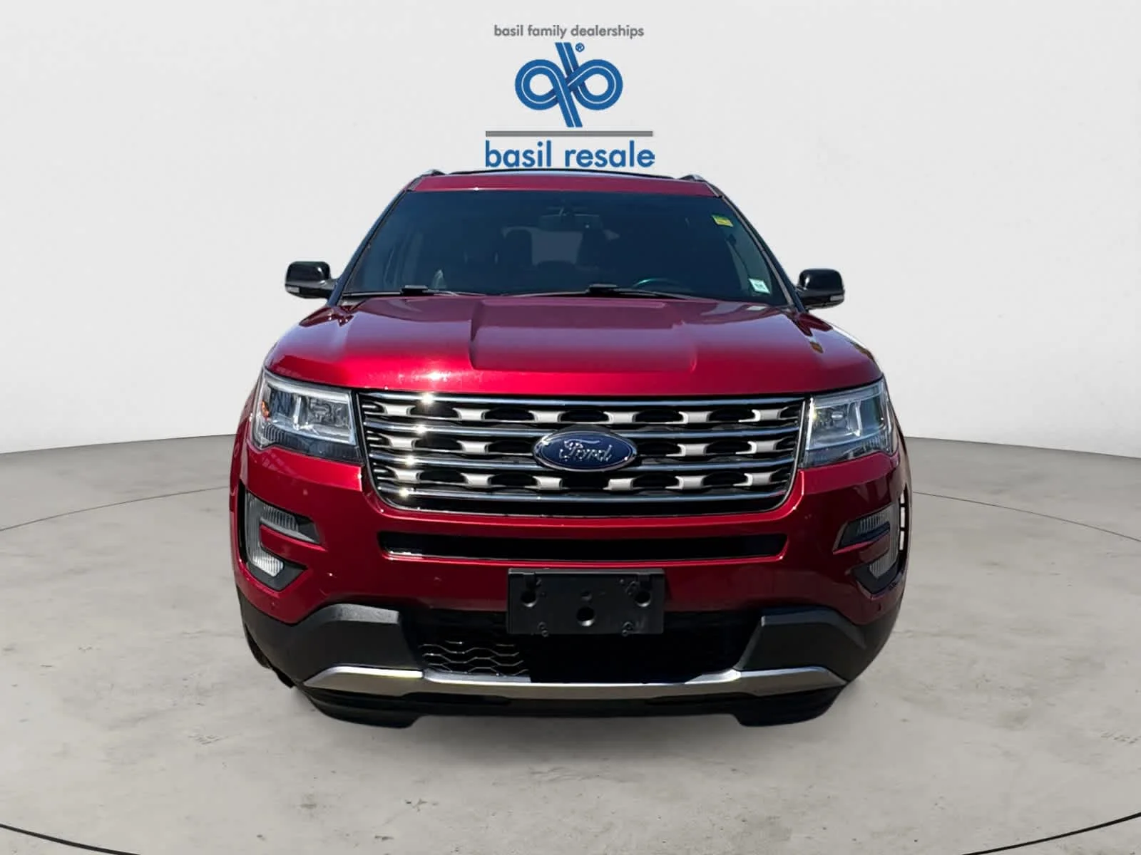 Used 2016 Ruby Red Metallic Tinted Clearcoat Ford XLT image 9
