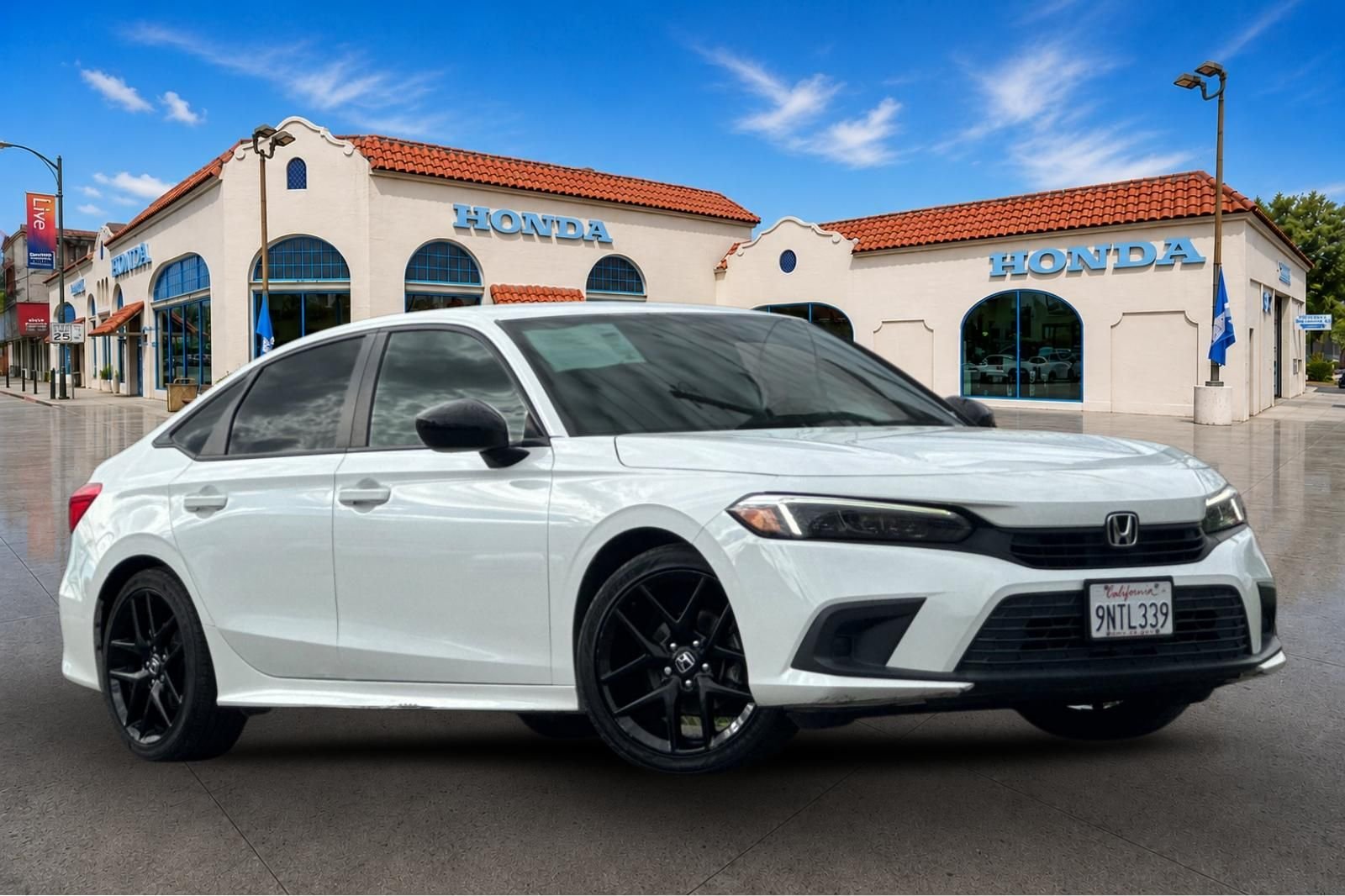 Used 2022 Platinum White Pearl Honda Sport image 2