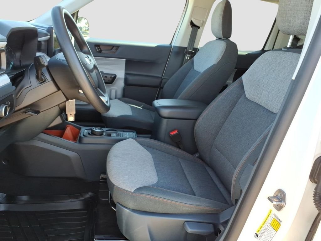 Used 2024 Oxford White Ford XLT image 22