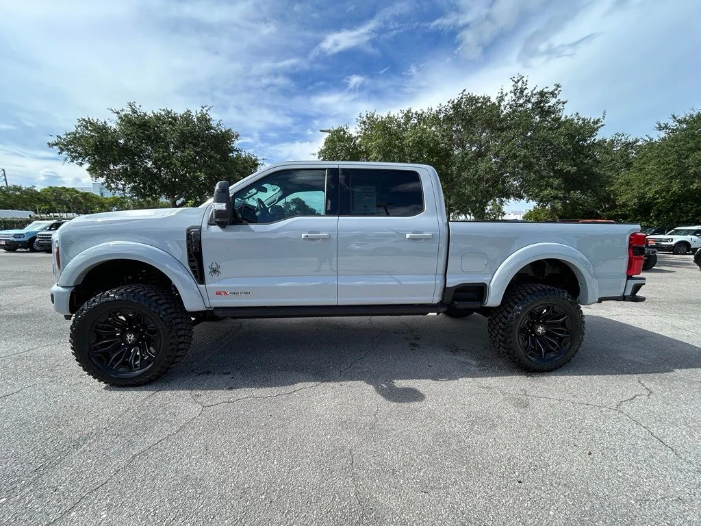New 2026 Avalanche Ford Lariat image 7