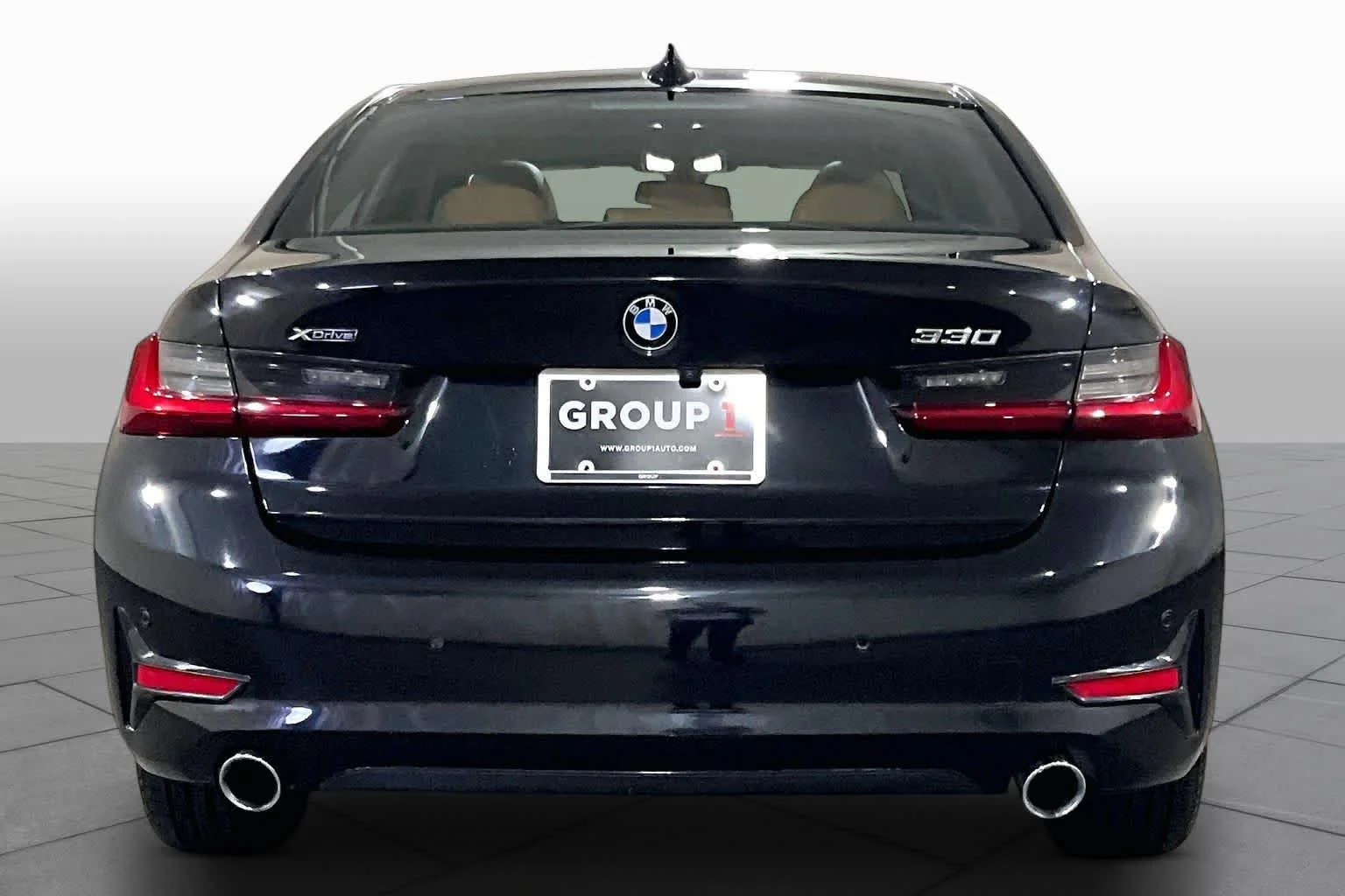 Used 2022 Black Sapphire Metallic BMW 330i xDrive image 4