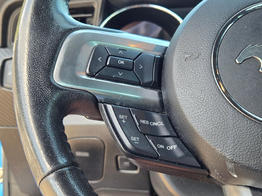 Used 2017 Blue Ford V6 image 18