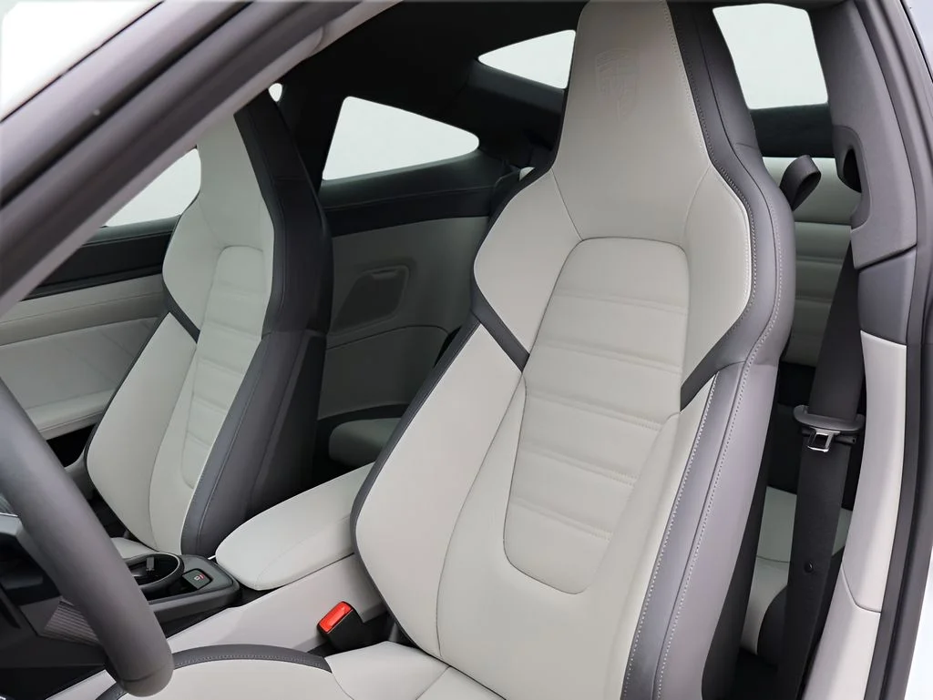 Used 2025 White Porsche Carrera image 5