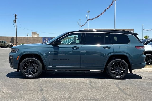New 2026 Steel Blue Exterior Paint Jeep Summit image 6