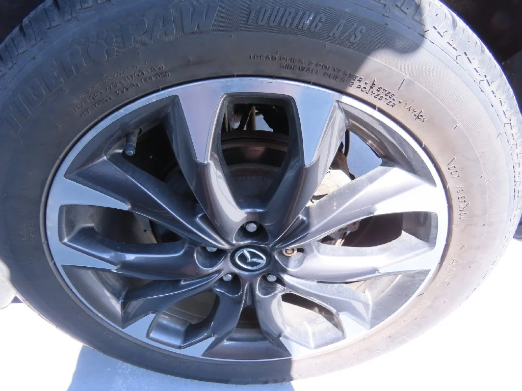 Used 2016 Black Mazda Grand Touring image 16