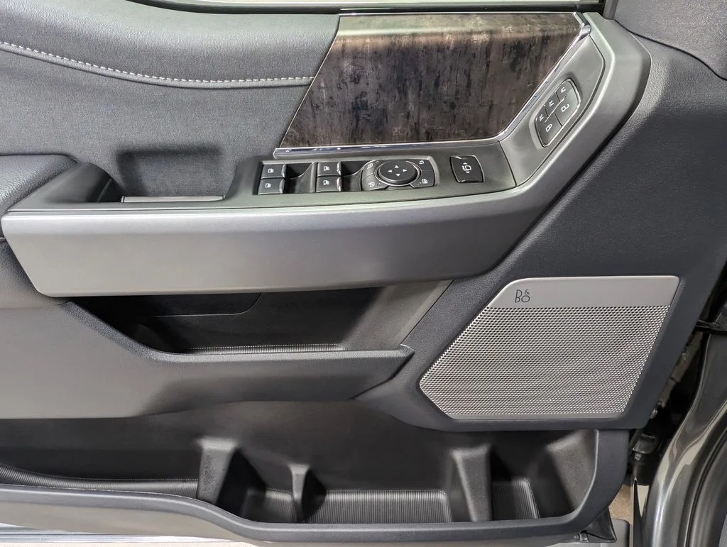 New 2026 Carbonized Gray Metallic Ford F-250® Lariat® image 15