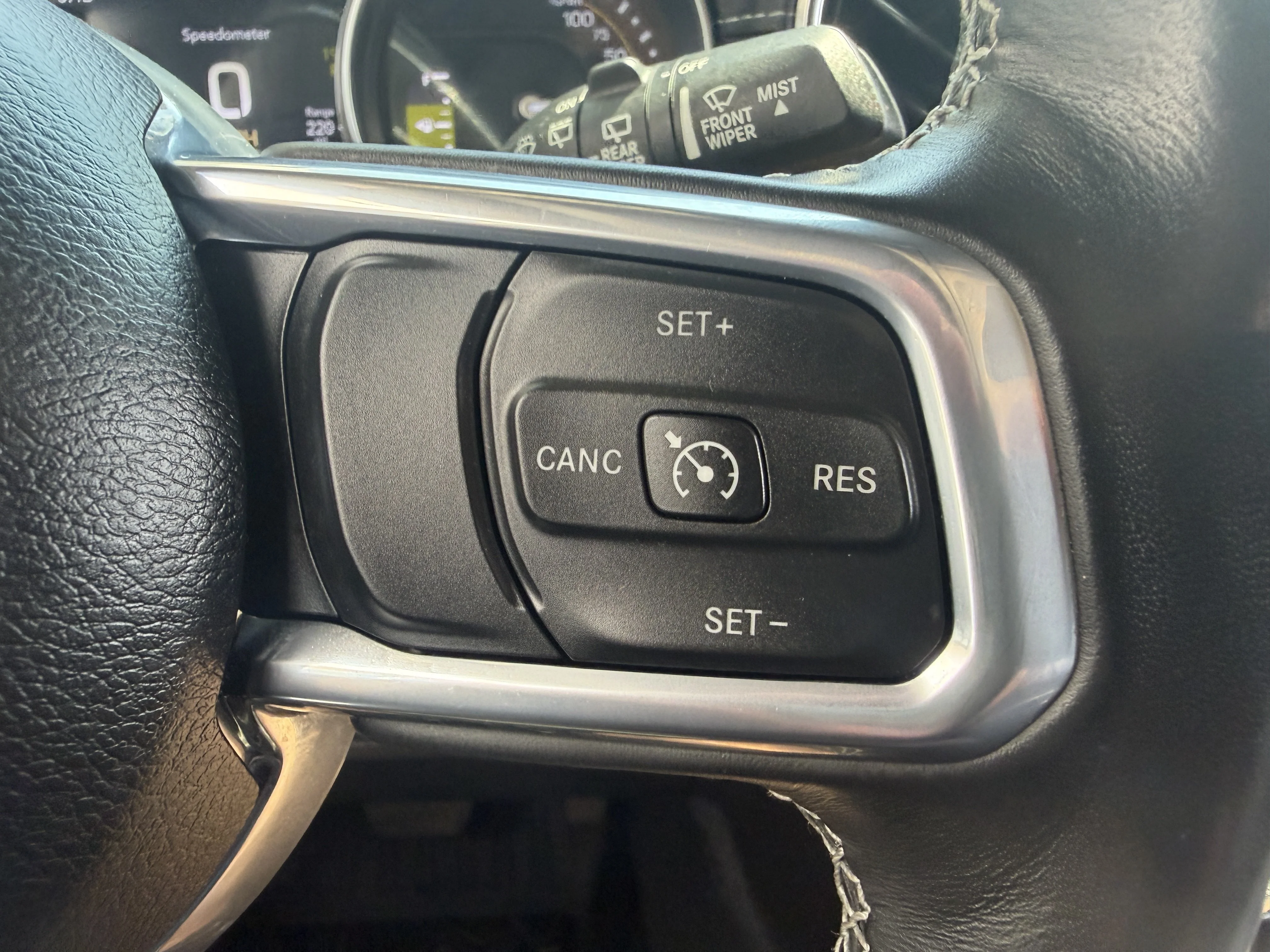 Used 2022 Silver Zynith Clearcoat Jeep Unlimited Sahara image 43