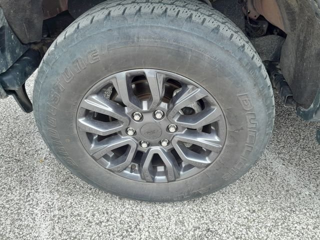 Used 2023 Red Ford XLT image 9