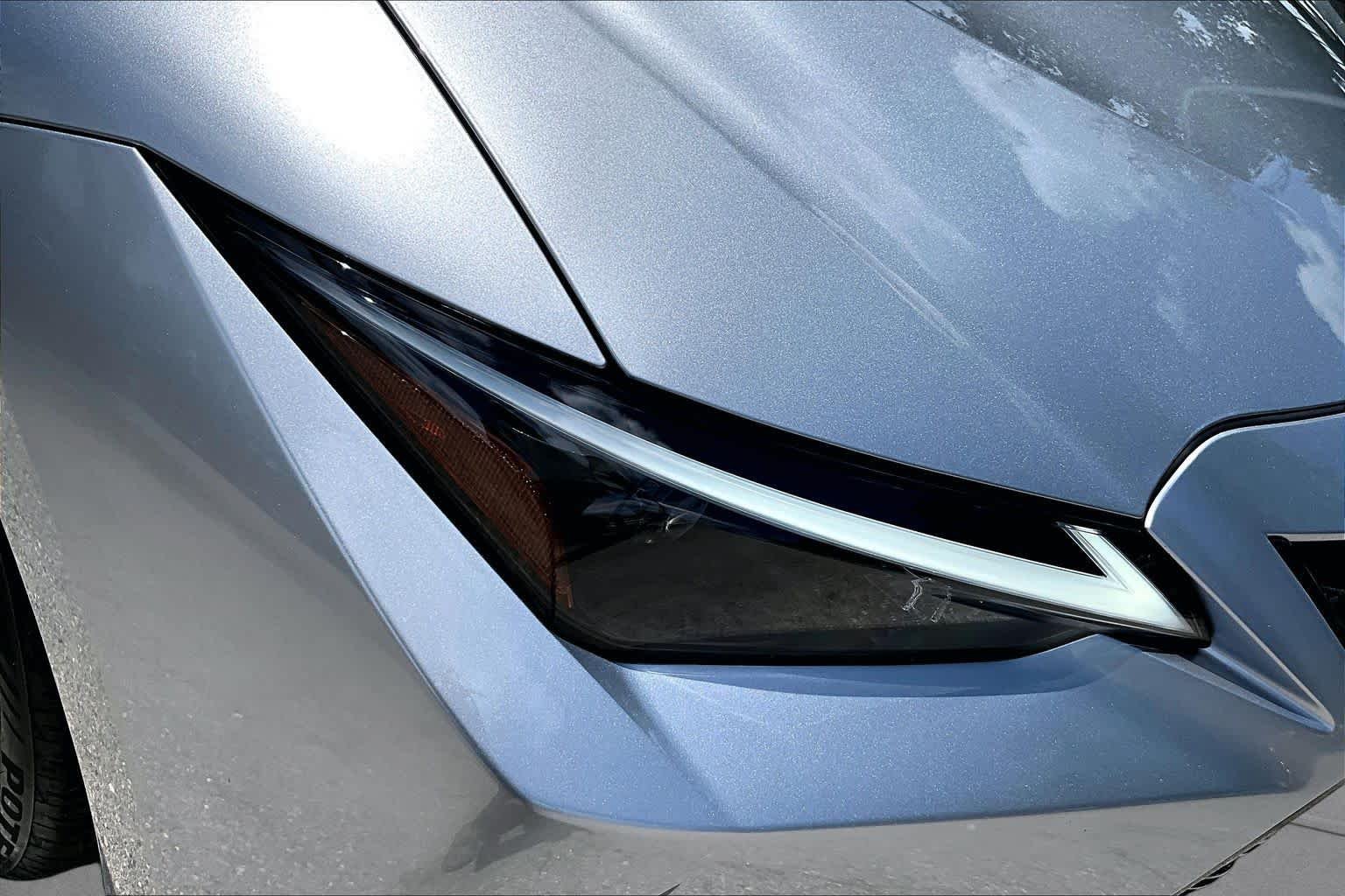 Used 2025 Iridium Lexus F SPORT Design image 28