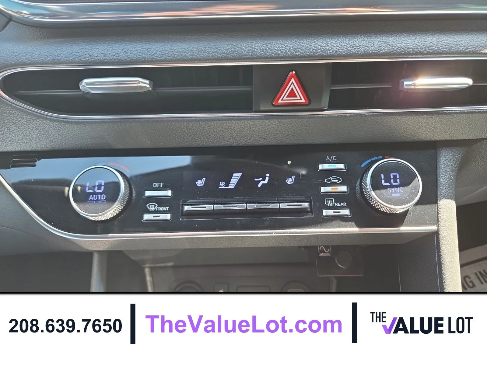Used 2022 Gray Hyundai SEL Plus image 15
