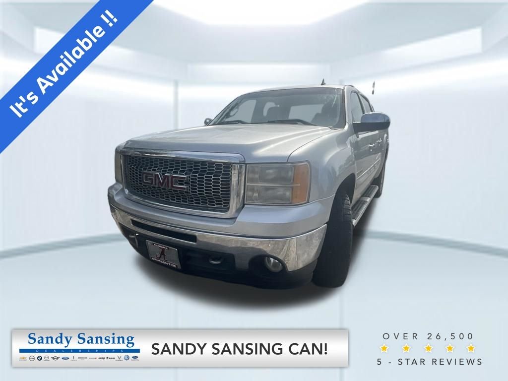 Used 2011 Silver GMC SLE image 1