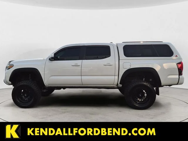 Used 2019 Super White Toyota TRD Off-Road image 8