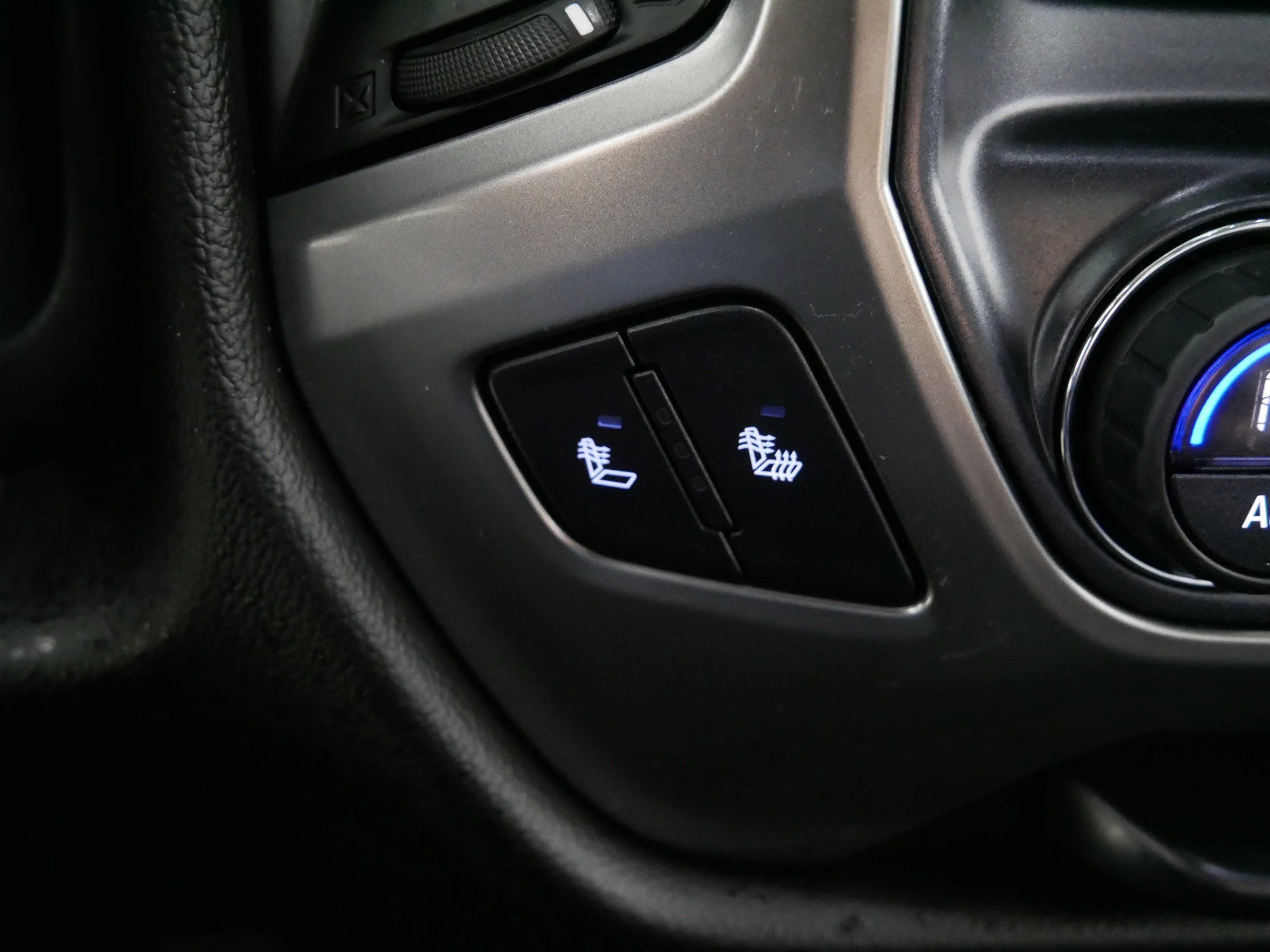 Used 2018 Blue Chevrolet LT image 29