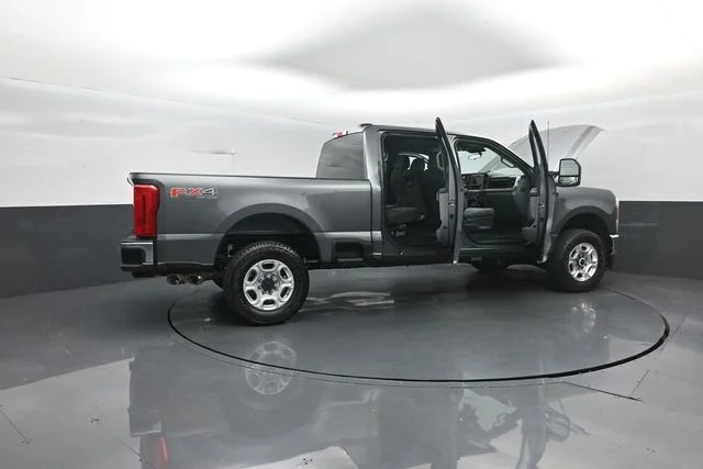 New 2026 Gray Ford XLT image 19