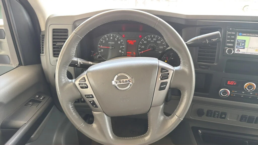Used 2019 Pearl White Tricoat Nissan SL V8 image 9