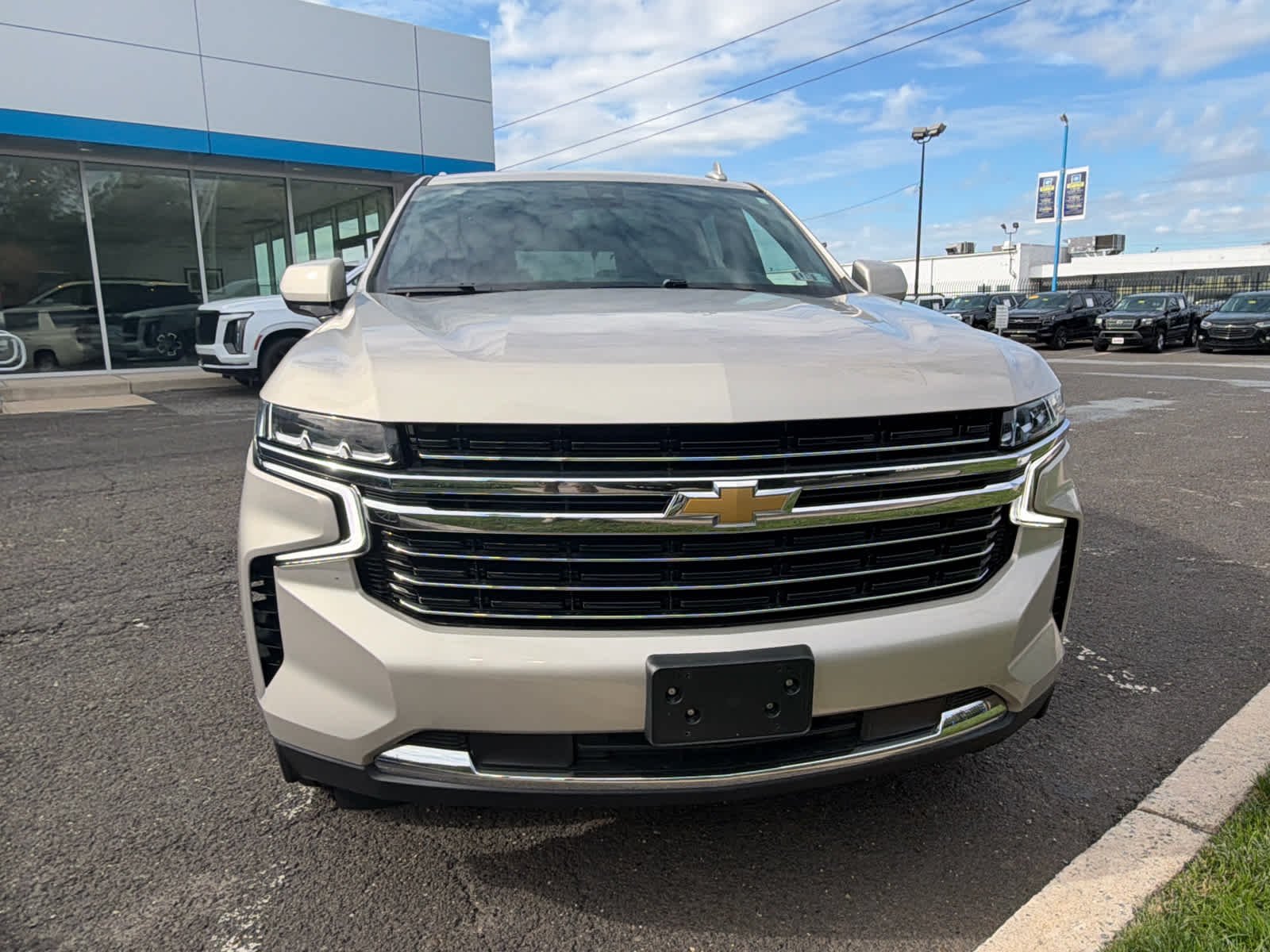 Used 2021 EMPIRE BEIGE METALLIC Chevrolet LT image 2