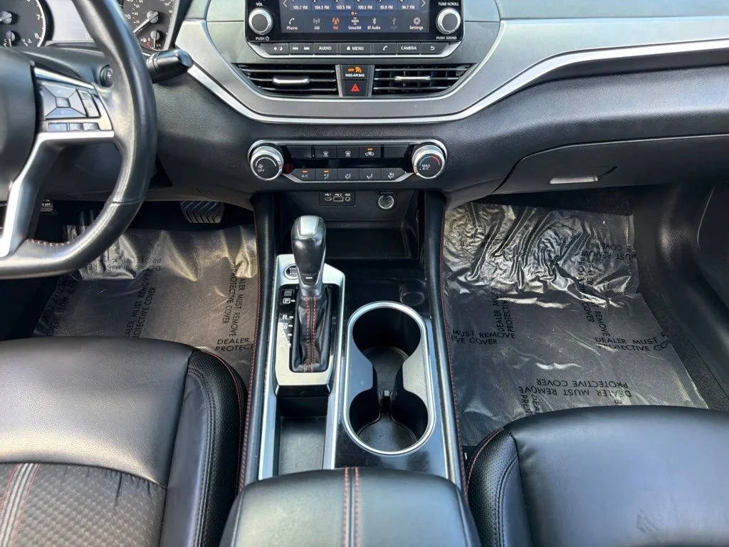 Used 2024 Black Nissan 2.5 SR image 24