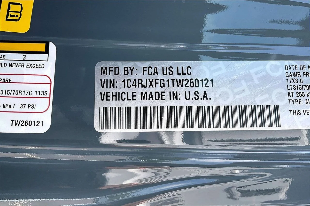New 2026 Anvil Clear-Coat Exterior Paint Jeep Rubicon X image 32