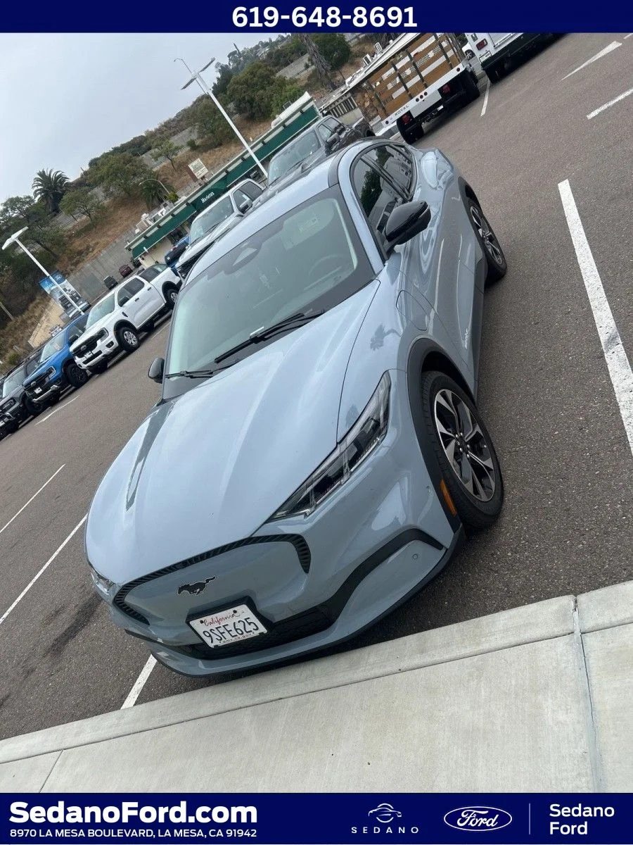 2024 Ford Mustang-Mach-e Select's photo
