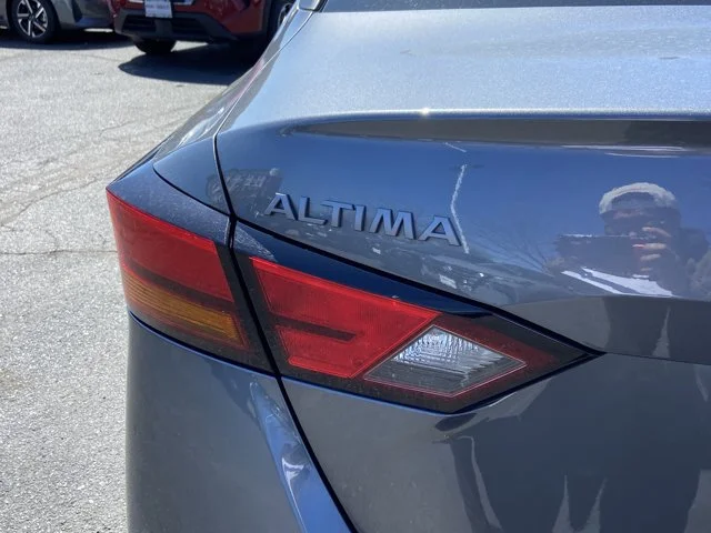 2025 Nissan Altima SV - Photo 31