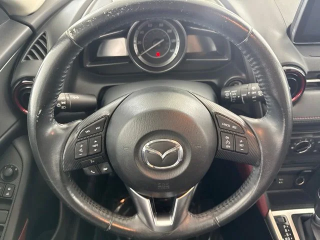 Used 2016 White Mazda Touring image 23
