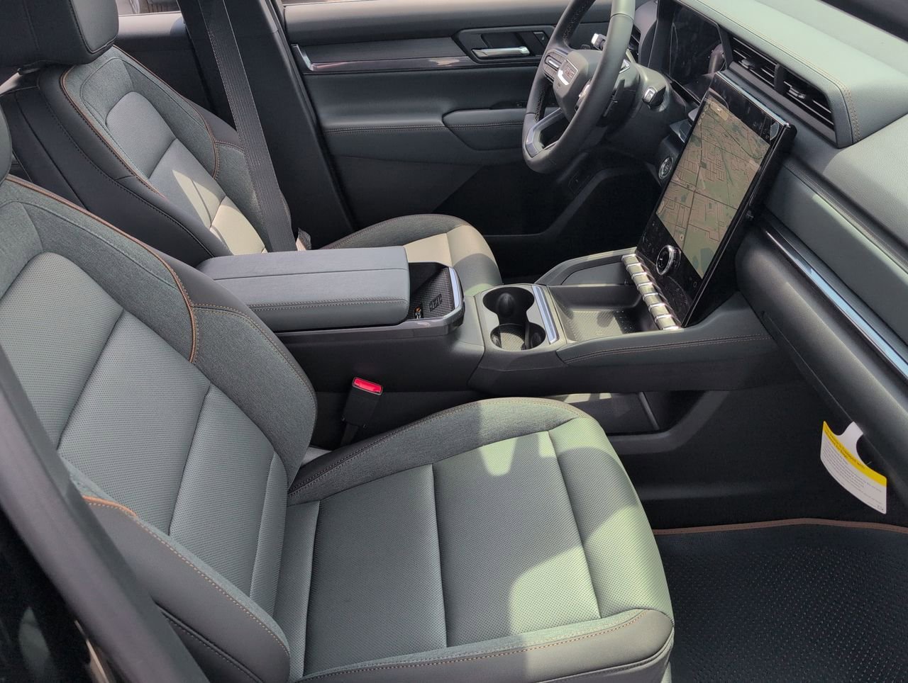 2026 GMC Terrain AT4 - Photo 27