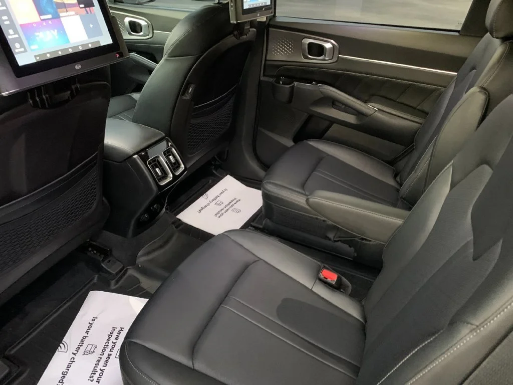 Used 2022 Silver Kia SX image 14